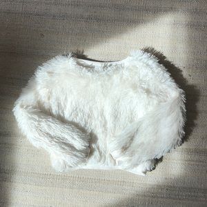 Cropped fluffy sweater/shirt